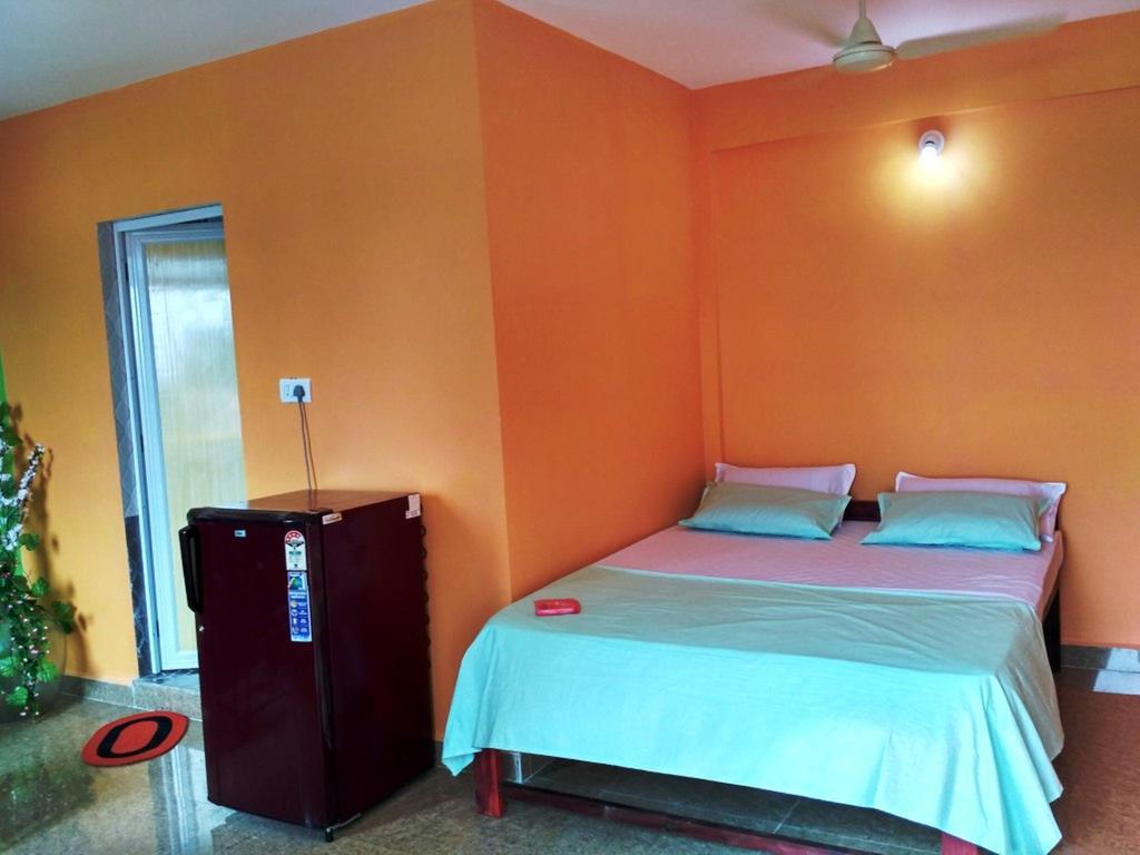 Jbl Guest House 阿姆波尔 外观 照片